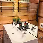 度假居 4 Bedroom Pet Friendly In *